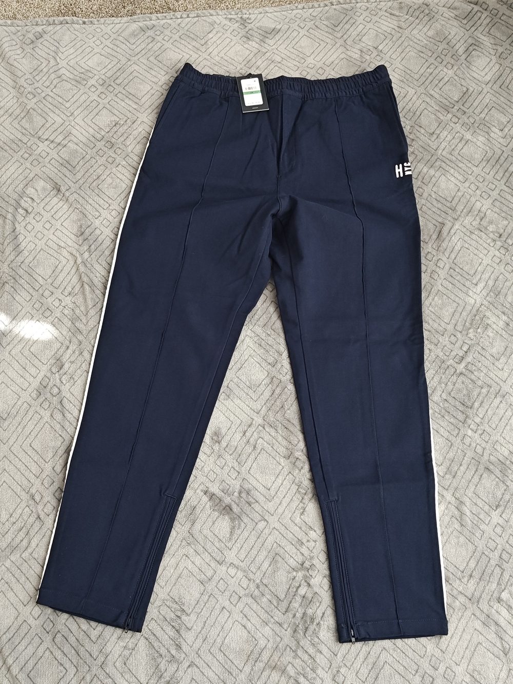 Tommy Hilfiger Men's Active Pants  Navy Blue Size Large